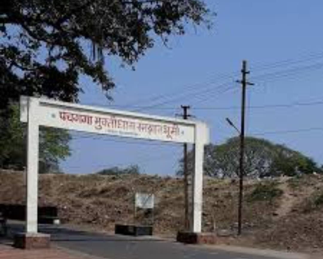 Beaten with sticks during Raksha Visarjana in Kolhapur